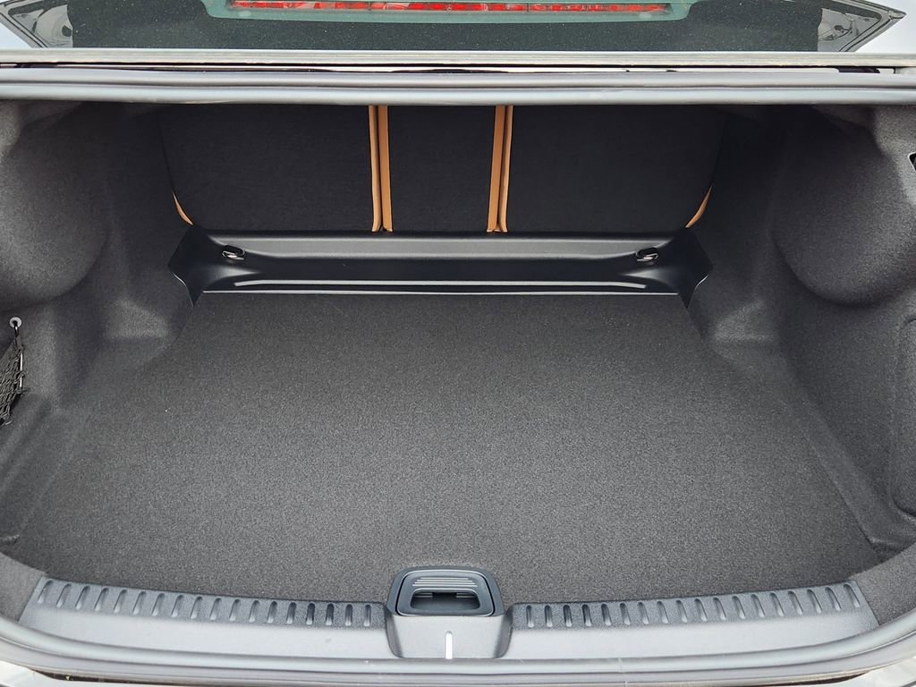 New 2026 Mercedes-Benz E 350 4MATIC Sedan image 30