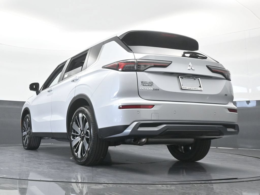 New 2026 Mitsubishi Outlander SE FWD image 64