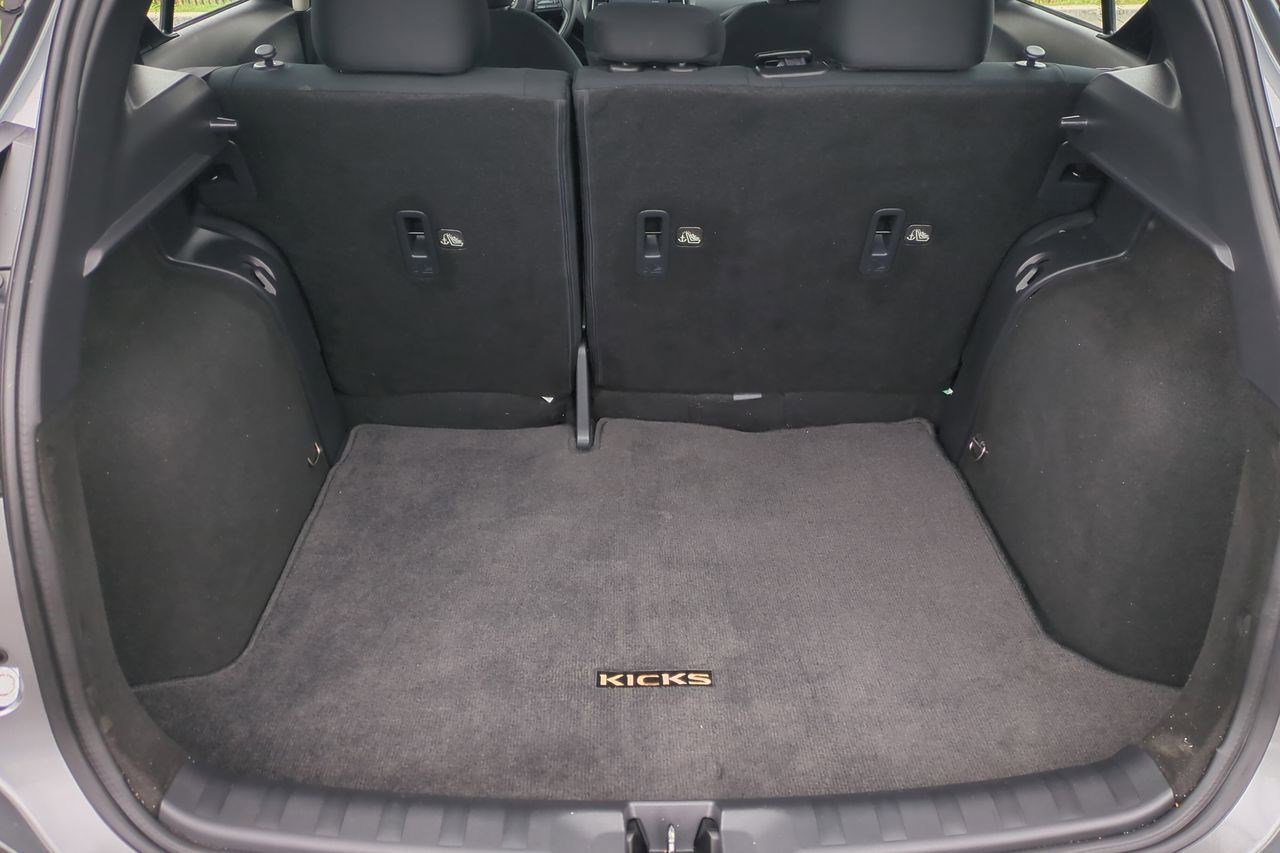 Certified 2023 Nissan Kicks S FWD image 22