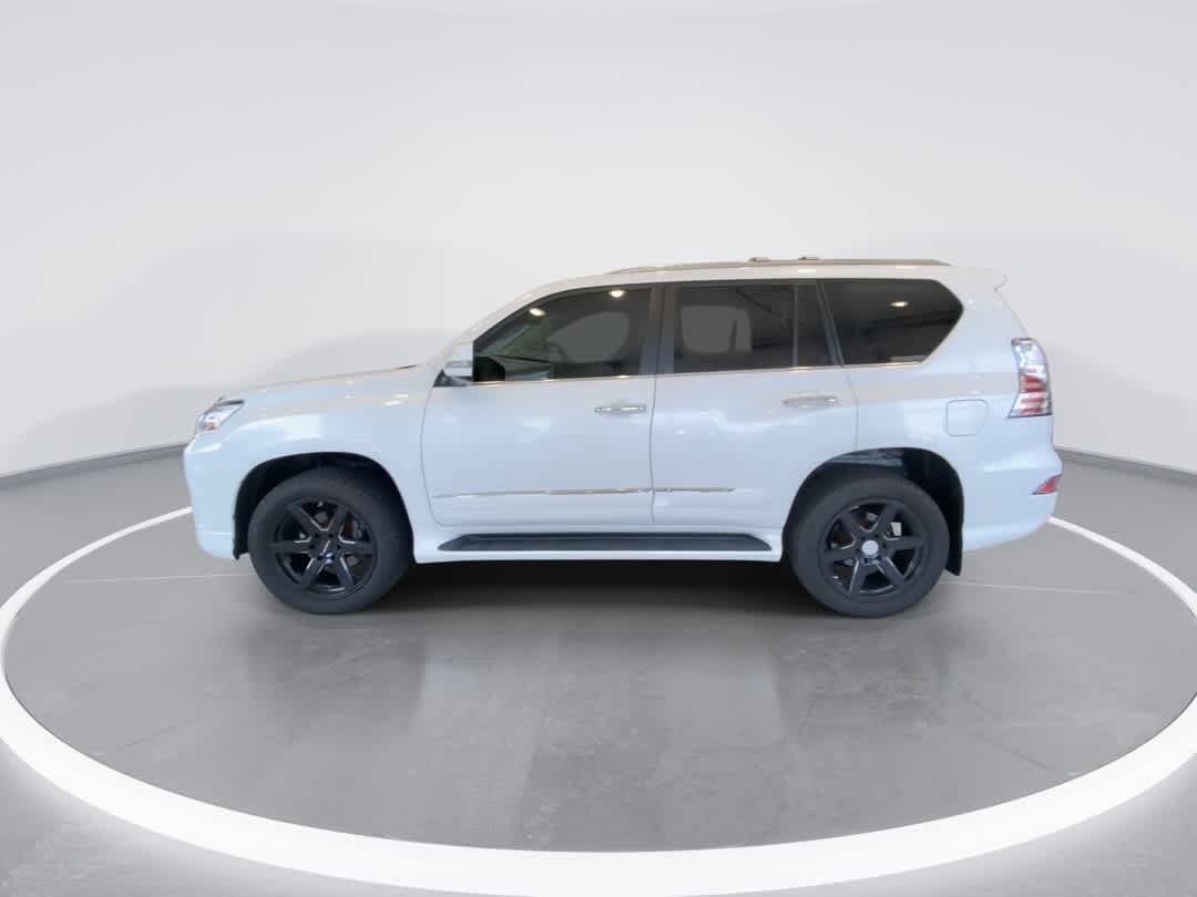 Used 2016 Lexus GX 460 w/ Premium Package AWD/4WD image 5