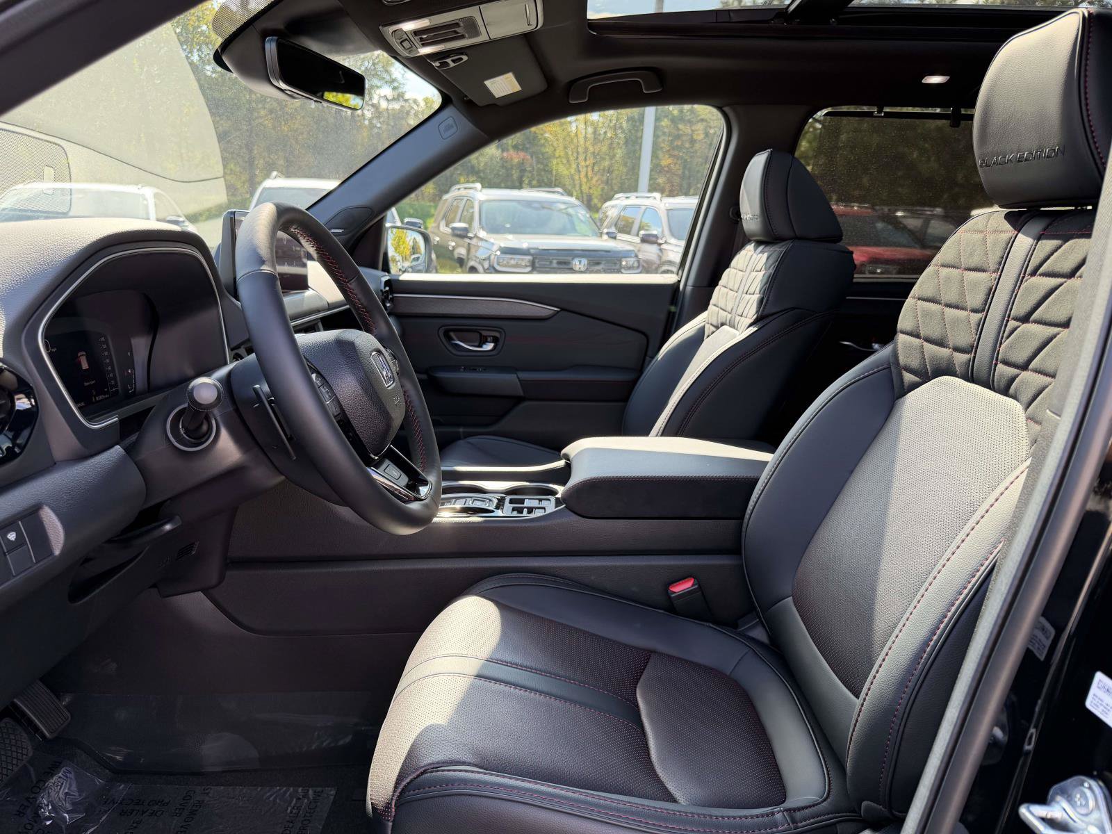 New 2026 Honda Pilot Black Edition image 12
