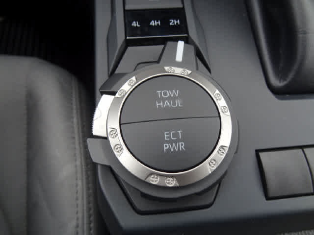 Used 2025 Toyota Tacoma SR5 AWD/4WD image 27