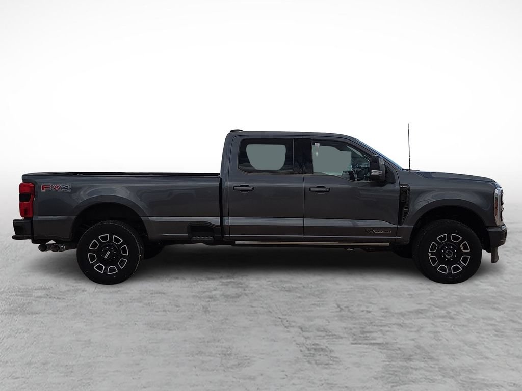 New 2026 Ford F350 Platinum w/ FX4 Off-Road Package AWD/4WD image 12