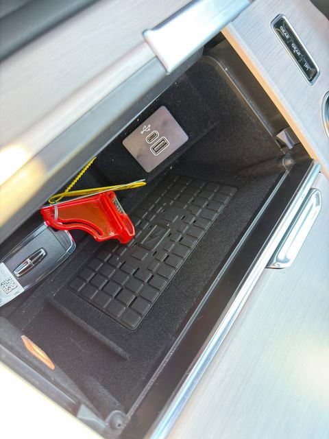 Used 2025 Lincoln Navigator Reserve w/ Jet Appearance Package image 40