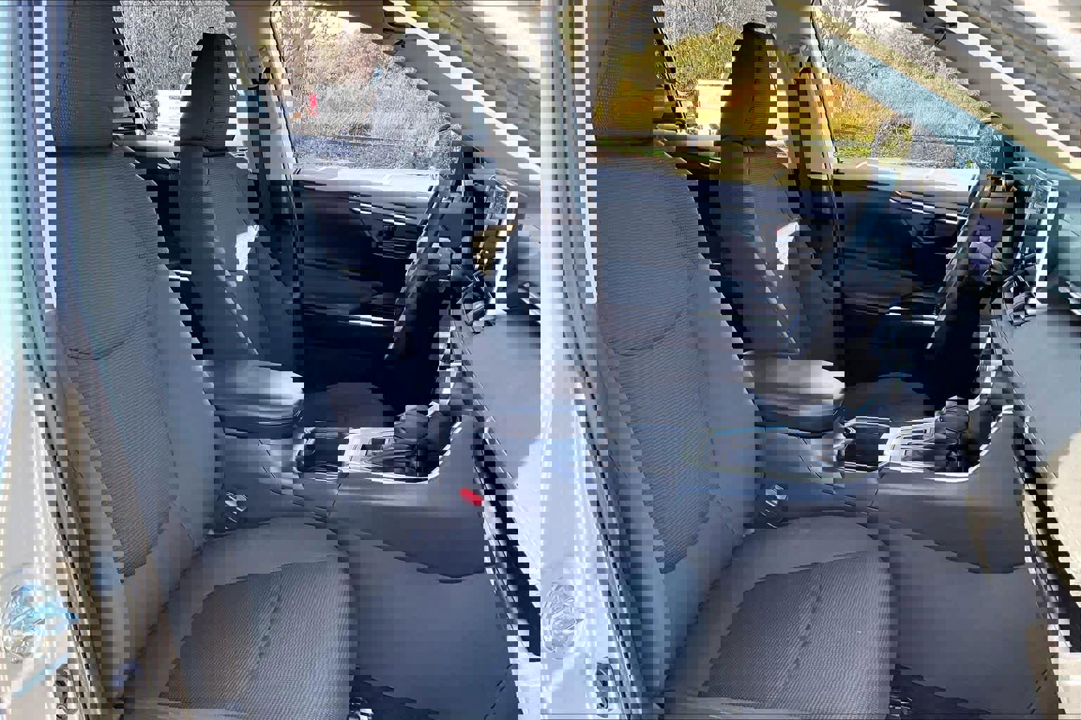 Certified 2025 Toyota RAV4 LE image 9