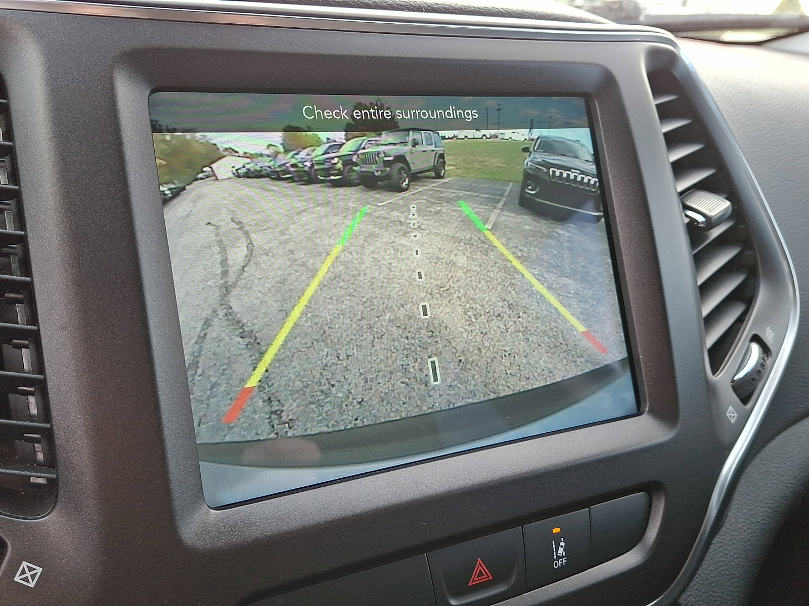 Certified 2022 Jeep Cherokee Trailhawk w/ Premium Leather Package image 19