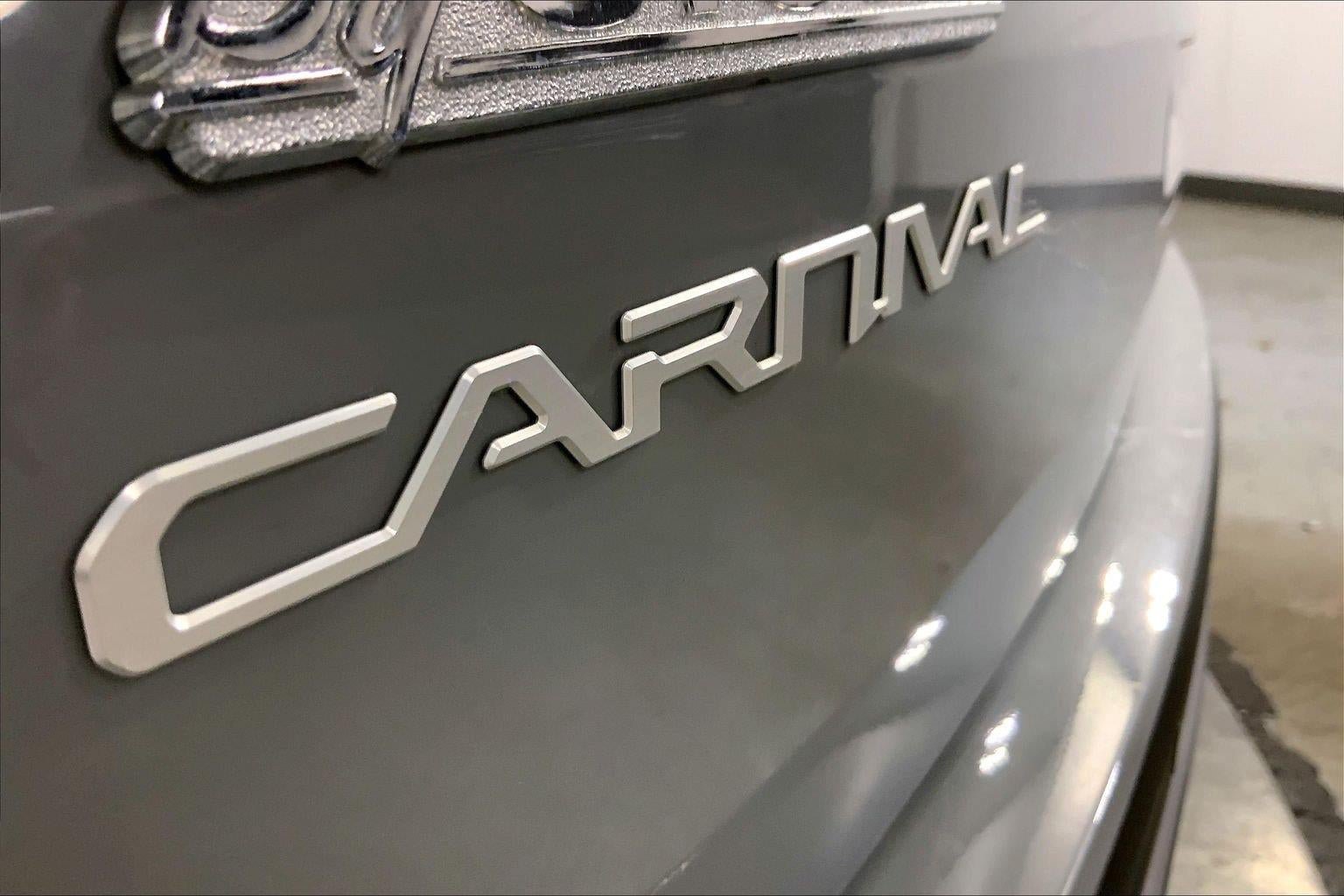 Certified 2024 Kia Carnival SX Prestige FWD image 8