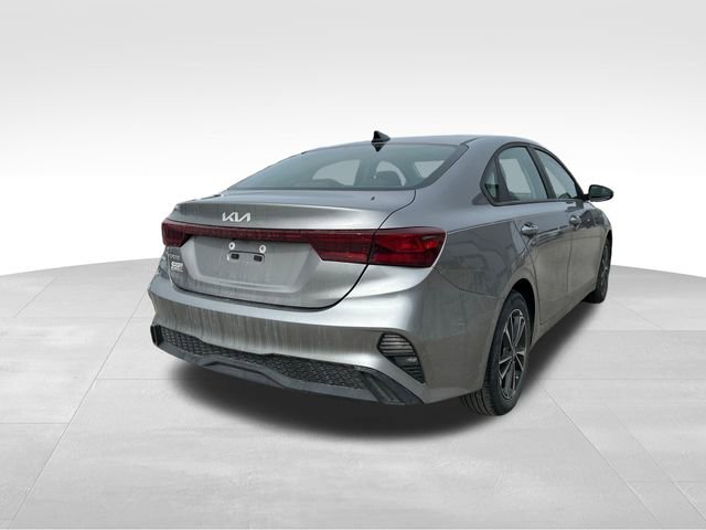 Used 2024 Kia Forte LXS w/ LXS Technology Package image 5