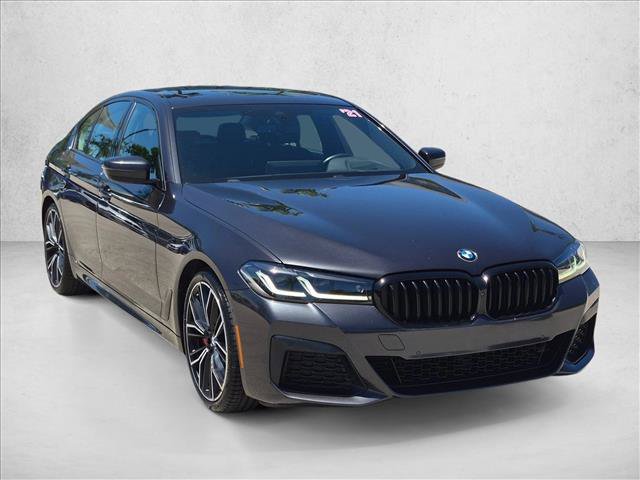 Used 2021 BMW 530i w/ M Sport Package RWD image 3