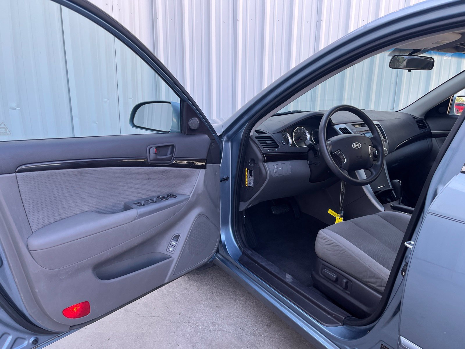 Used 2010 Hyundai Sonata GLS FWD image 10