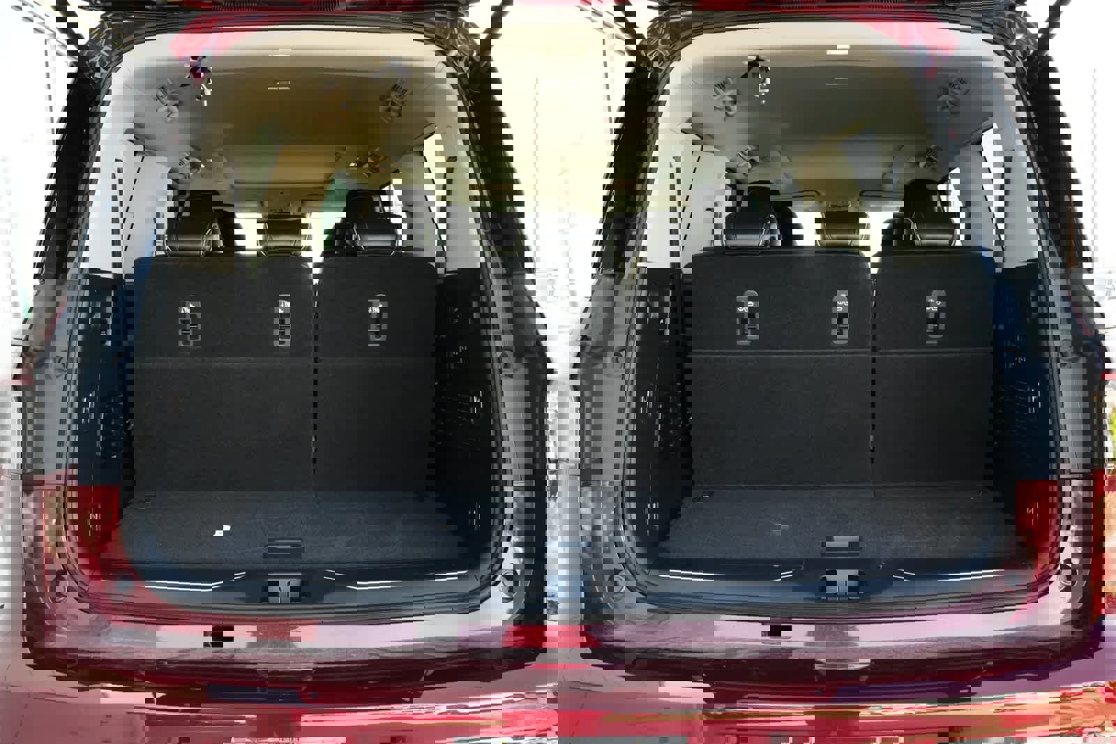 New 2025 INFINITI QX80 Sensory image 21