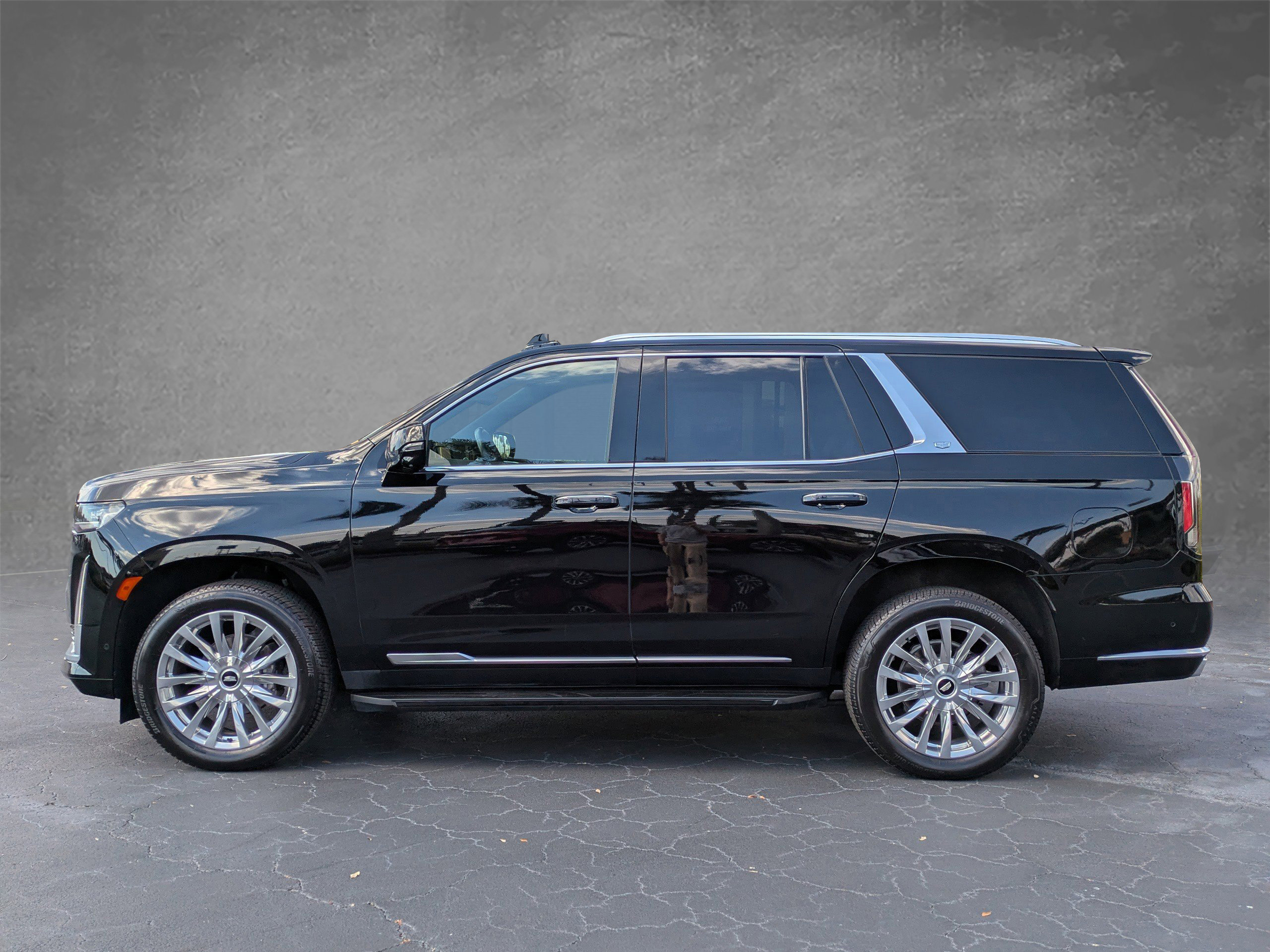 Certified 2023 Cadillac Escalade Premium Luxury image 3