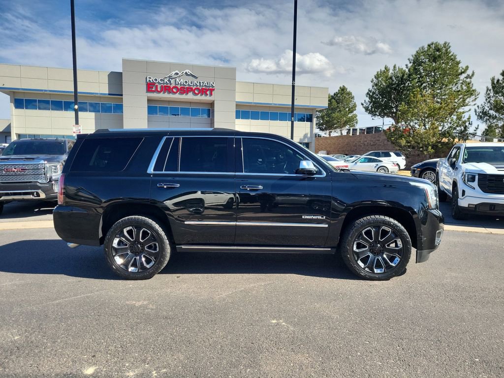 Used 2019 GMC Yukon Denali w/ Denali Ultimate Package image 3