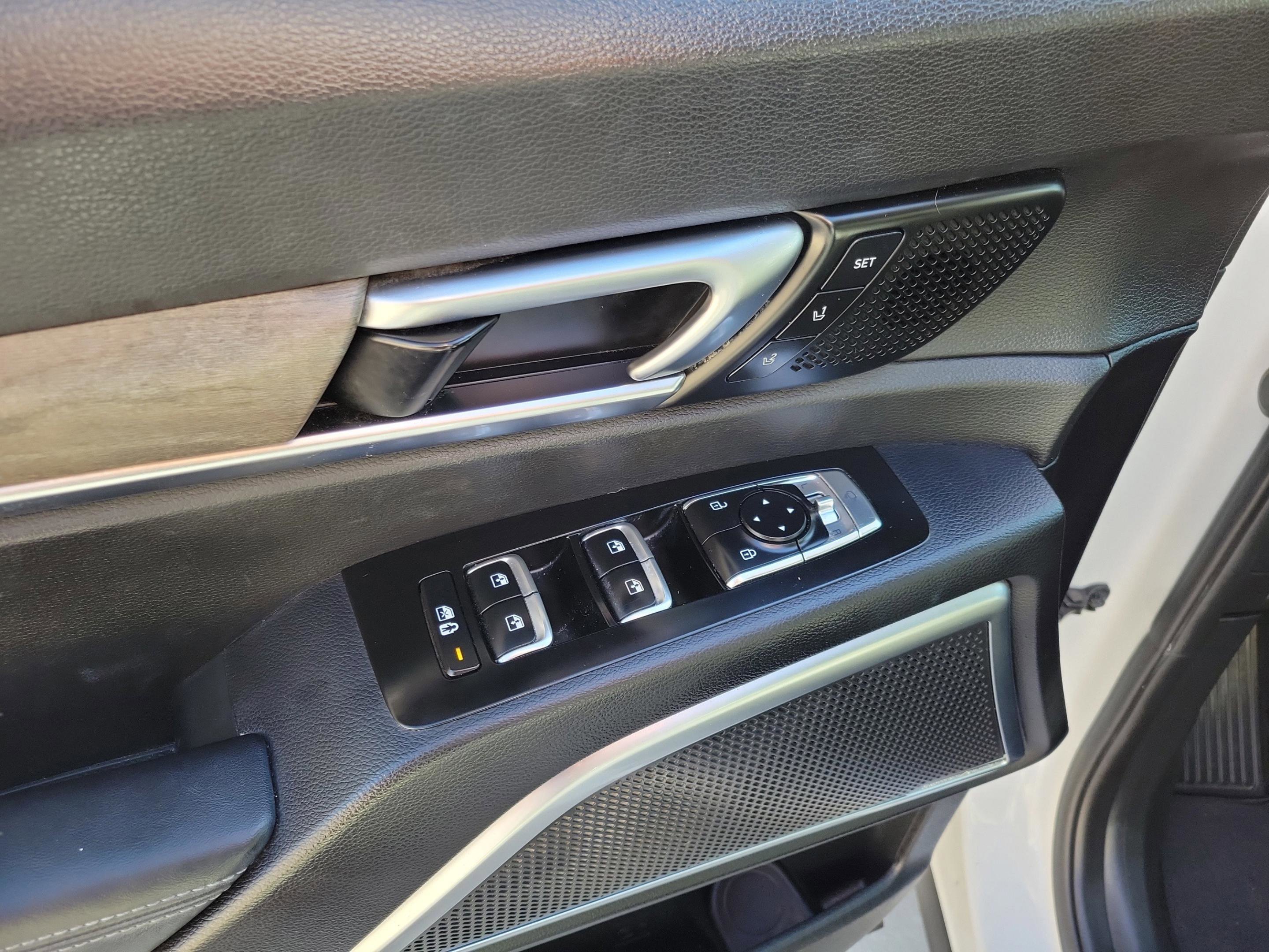 Used 2022 Kia Telluride SX w/ SX Prestige Package AWD/4WD image 28
