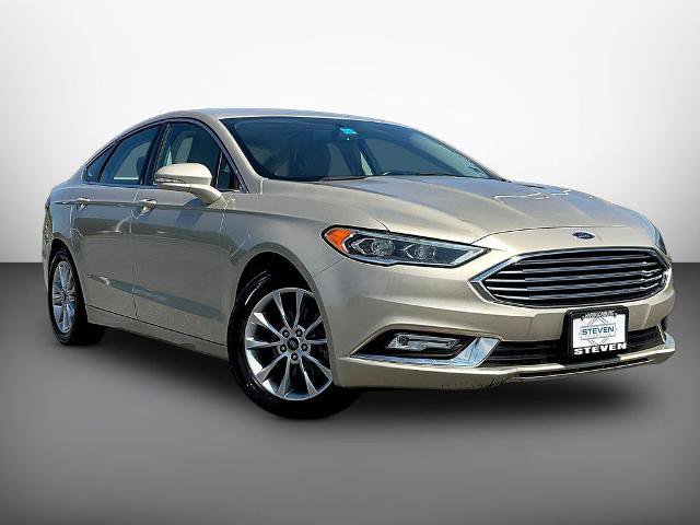 Certified 2017 Ford Fusion SE w/ Fusion SE Technology Package