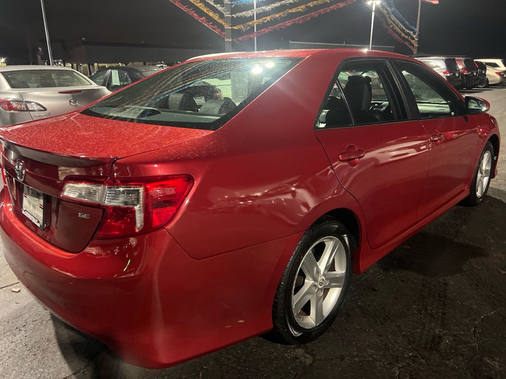 Used 2012 Toyota Camry SE image 7