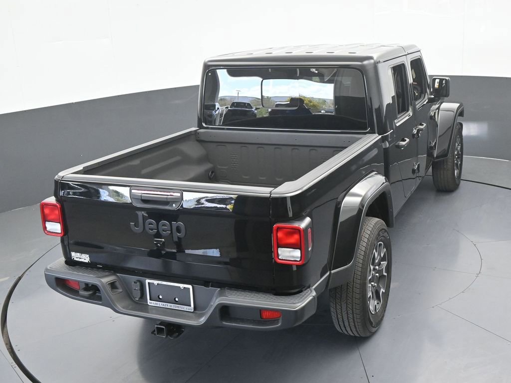 Used 2024 Jeep Gladiator Sport w/ Premium Package AWD/4WD image 50