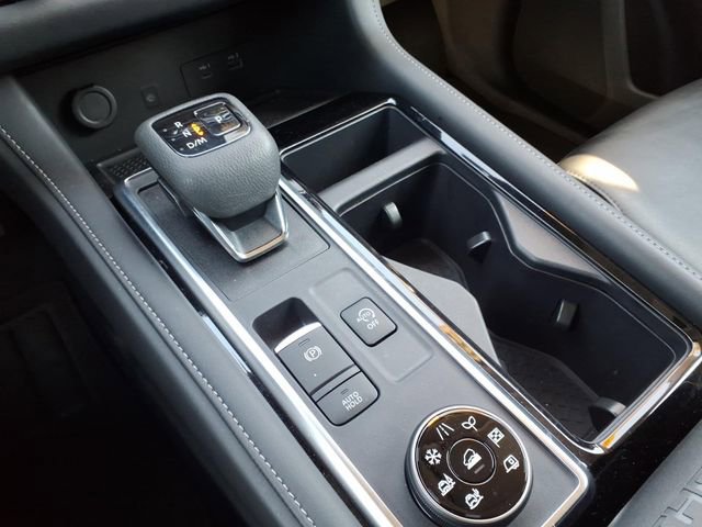 Used 2024 Nissan Pathfinder SL w/ Cargo Package image 22