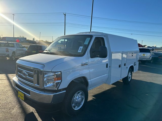 New 2026 Ford E-350 and Econoline 350 Super Duty w/ Power Equipment Group