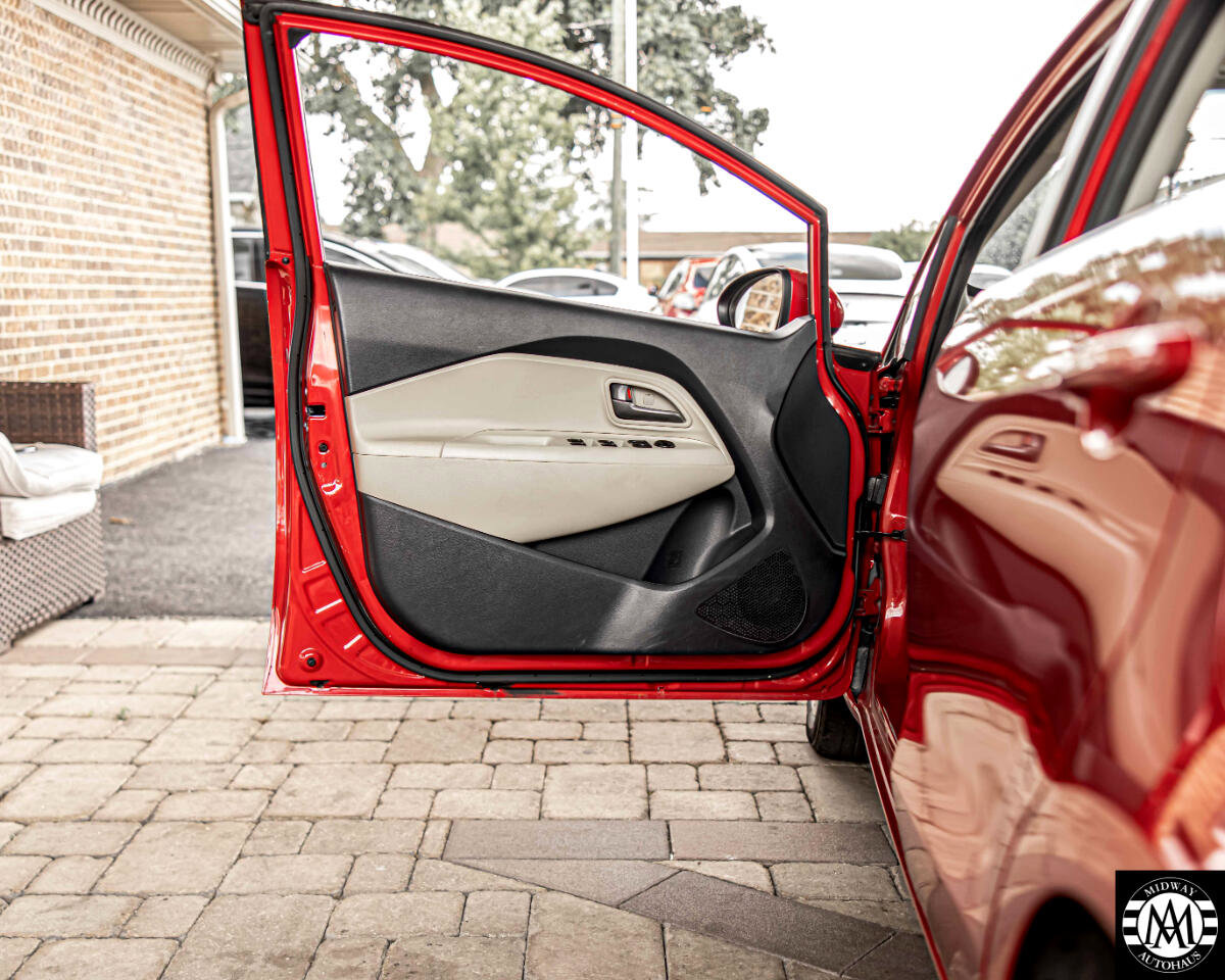 Used 2013 Kia Rio LX w/ PWR Pkg image 30