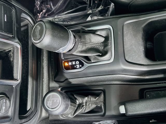 Used 2023 Jeep Wrangler Unlimited Sport AWD/4WD image 23