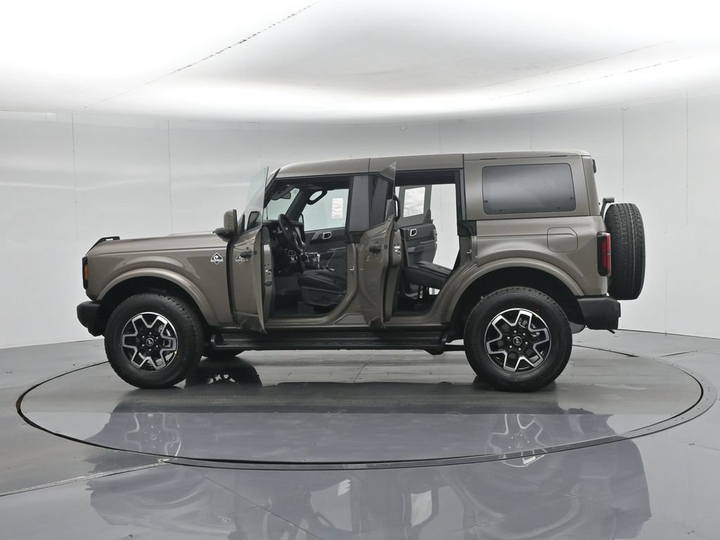 New 2026 Ford Bronco Outer Banks AWD/4WD image 35