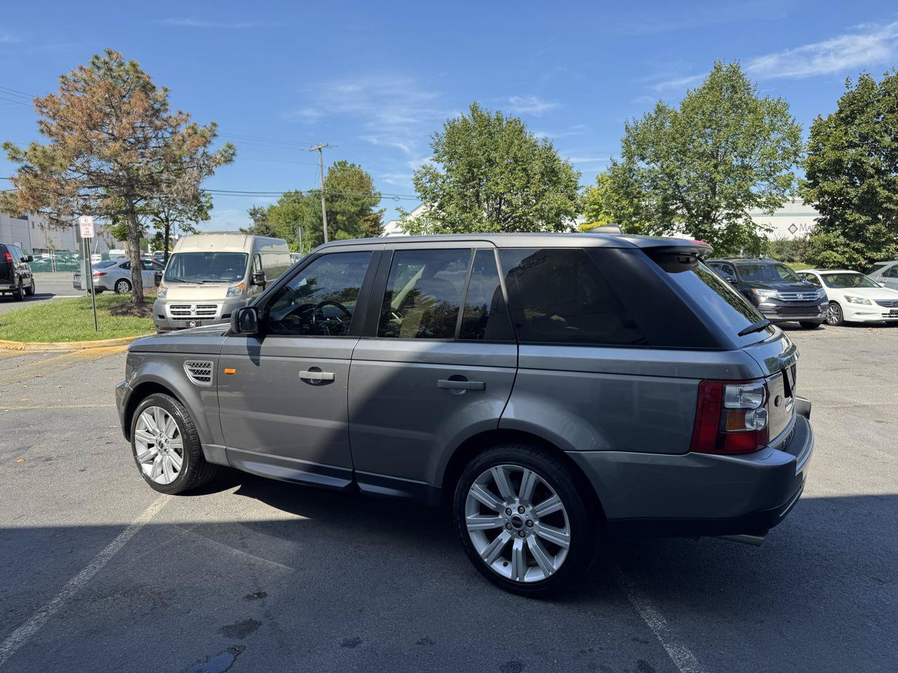 Used 2008 Land Rover Range Rover Sport Supercharged AWD/4WD image 7
