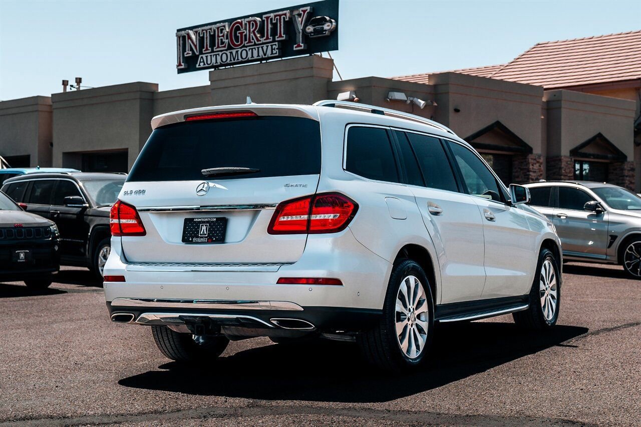 Used 2017 Mercedes-Benz GLS 450 4MATIC image 7
