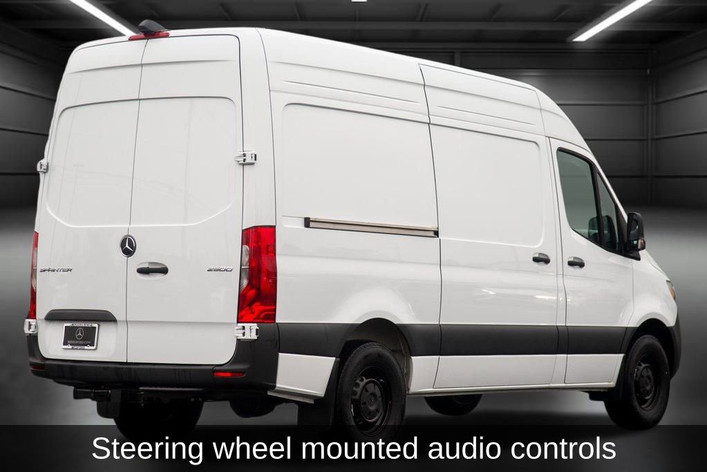 Used 2025 Mercedes-Benz Sprinter 2500 image 13