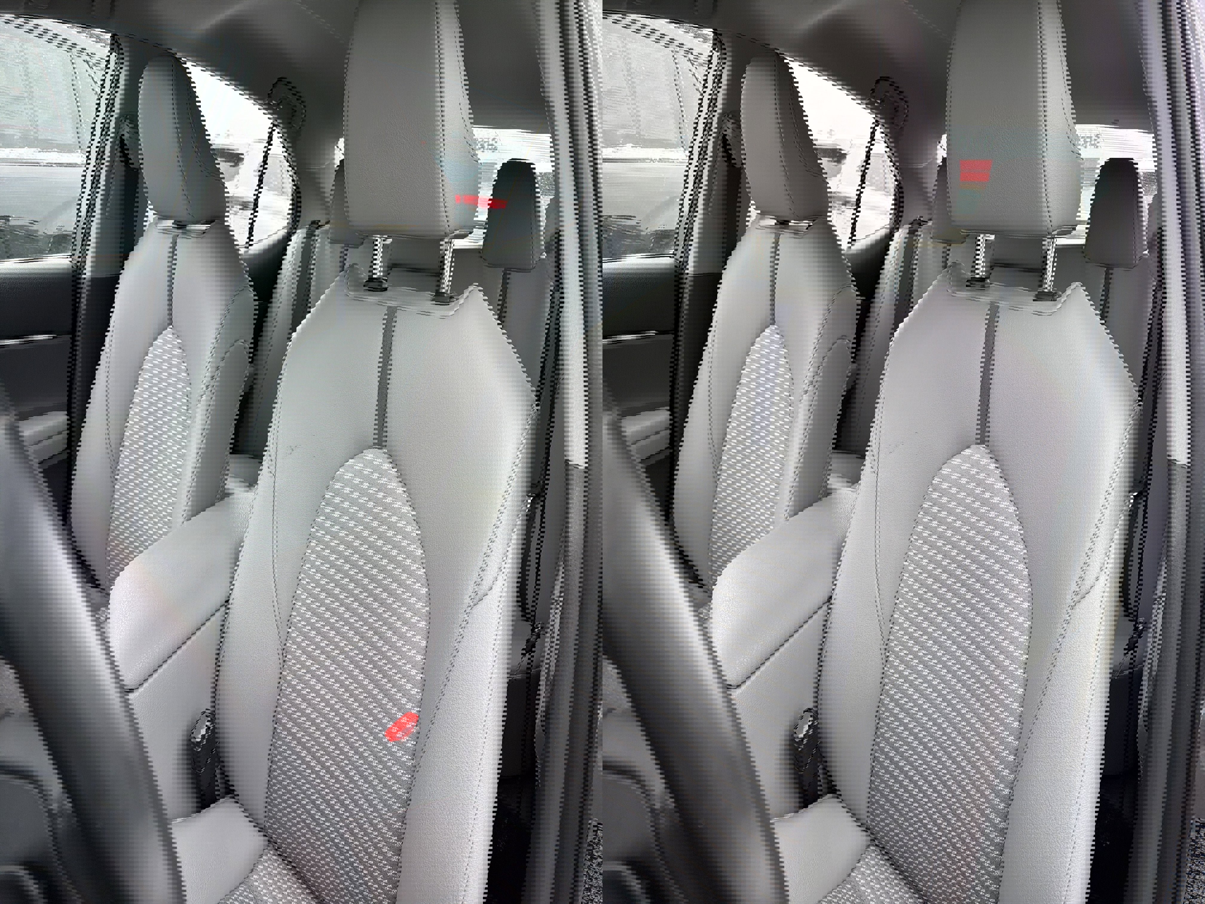 Used 2023 Toyota Camry SE image 8