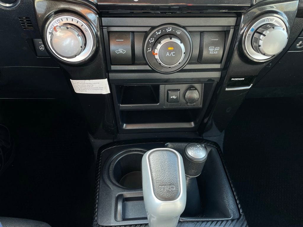 Used 2024 Toyota 4Runner TRD Off-Road Premium AWD/4WD image 19