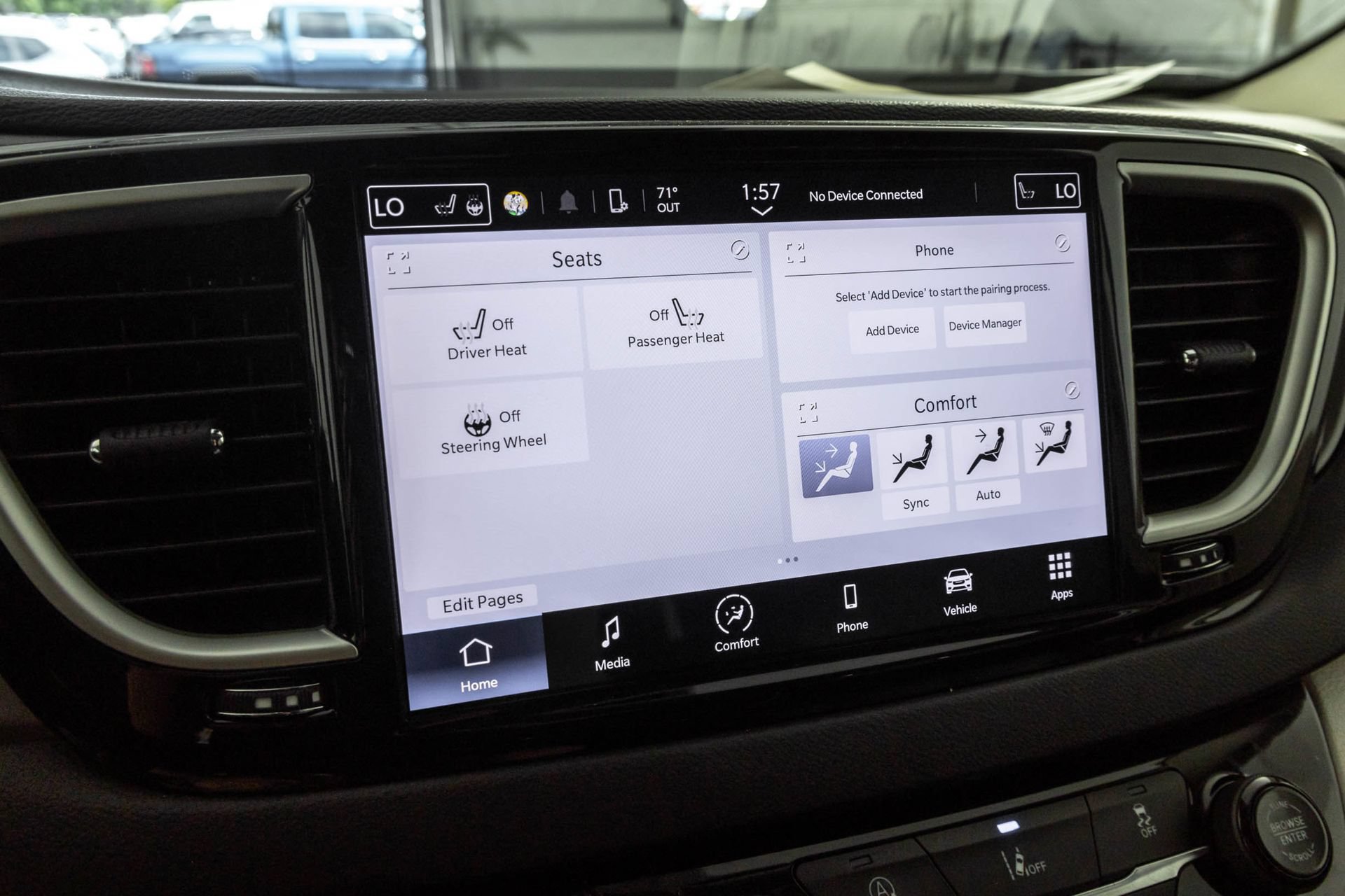 Used 2022 Chrysler Pacifica Touring-L FWD image 28