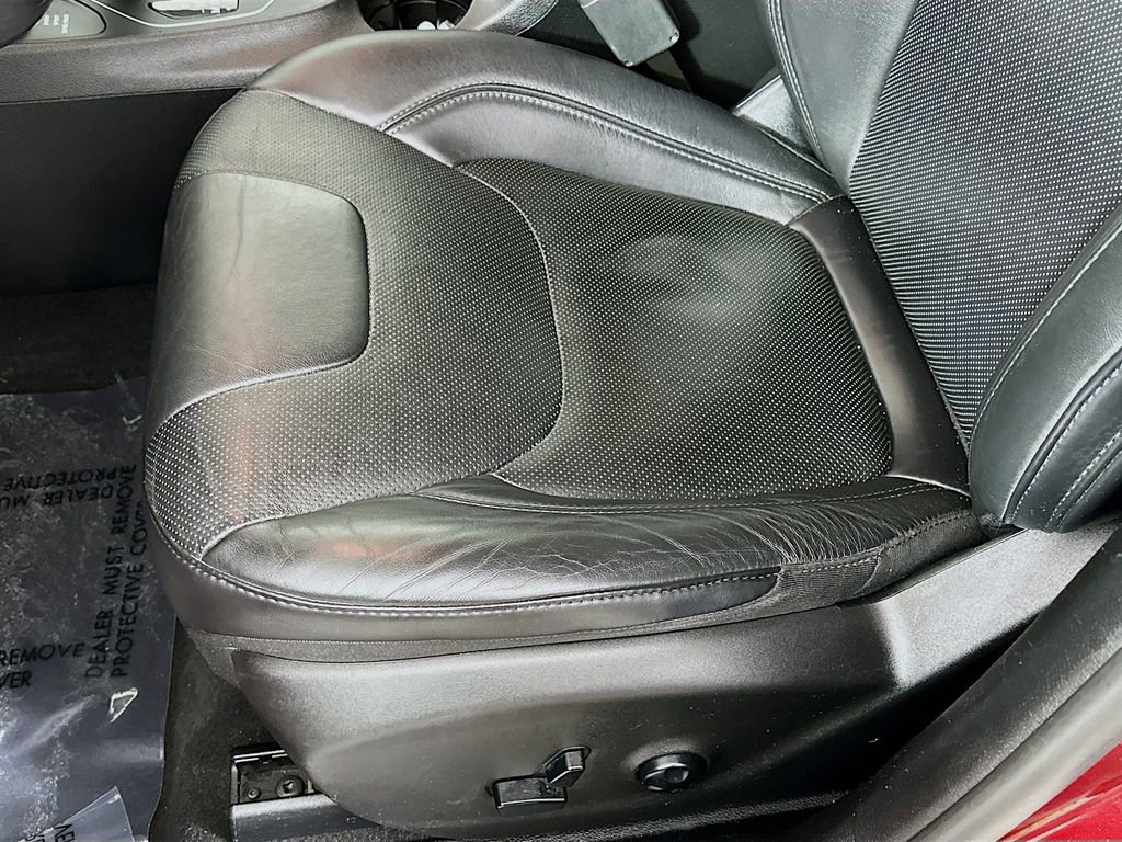 Certified 2020 Jeep Cherokee Latitude Lux w/ Quick Order Package 26H Lux image 30