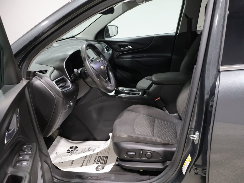Used 2018 Chevrolet Equinox LT FWD image 11