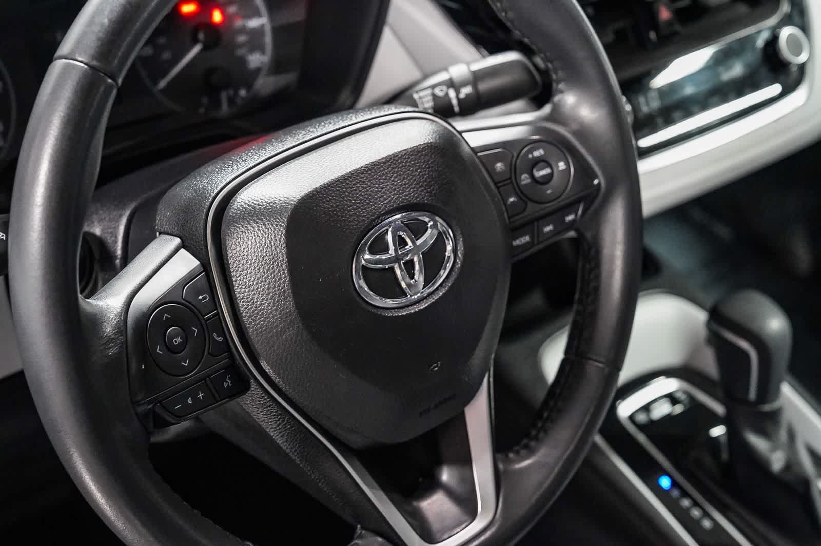 Used 2025 Toyota Corolla SE FWD image 20