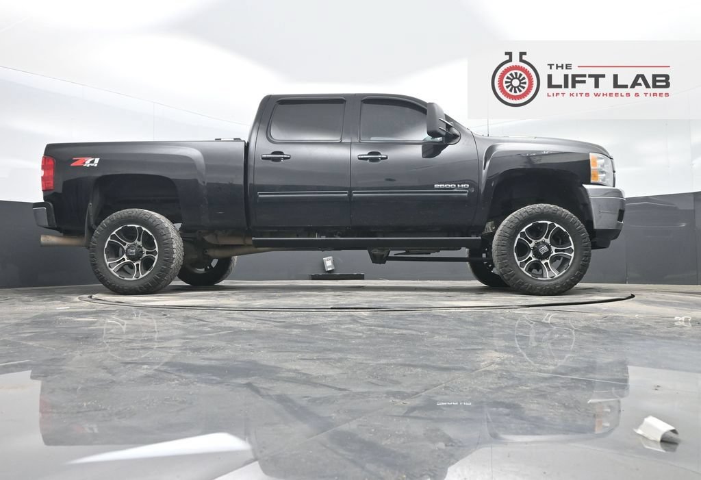 Used 2012 Chevrolet Silverado 2500 LTZ w/ Suspension Package, Off-Road AWD/4WD image 39