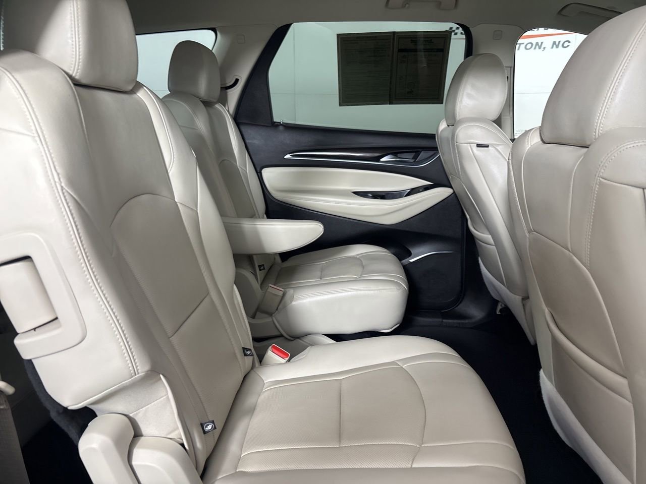 Used 2023 Buick Enclave Premium w/ Experience Buick Package image 28