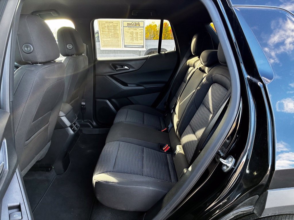 Used 2026 Chevrolet Equinox LT AWD/4WD image 28