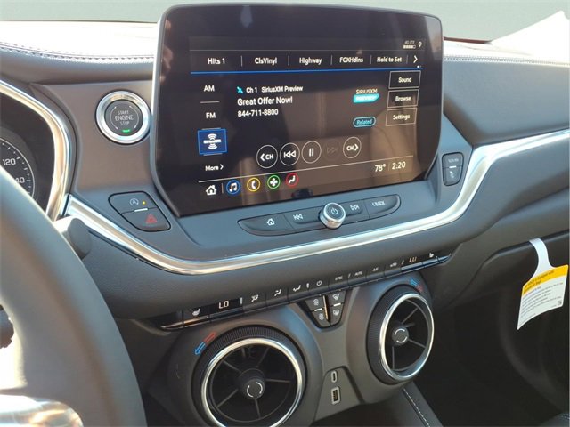 New 2026 Chevrolet Blazer LT w/ Midnight/Sport Edition image 9