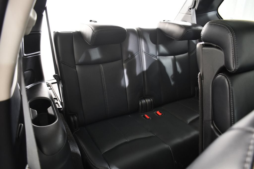 Used 2019 Nissan Pathfinder Platinum AWD/4WD image 20