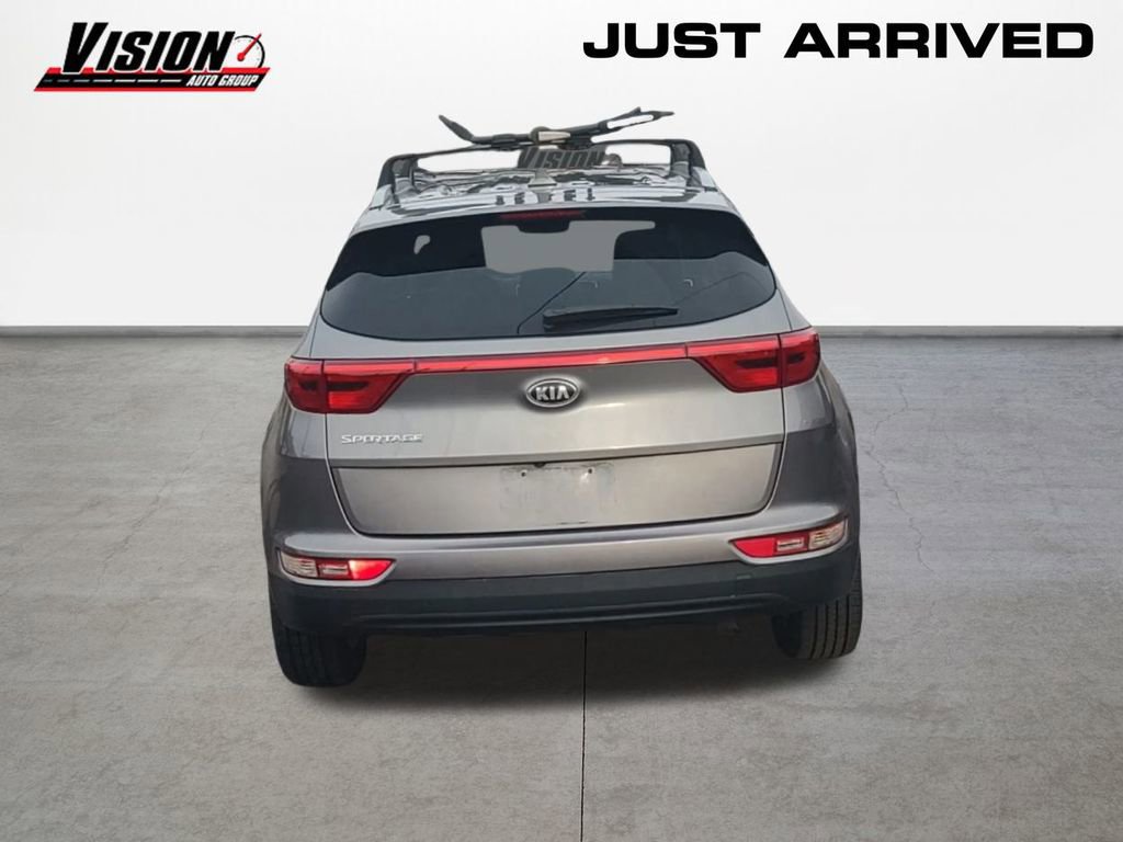 Used 2018 Kia Sportage LX w/ LX Popular Package image 6