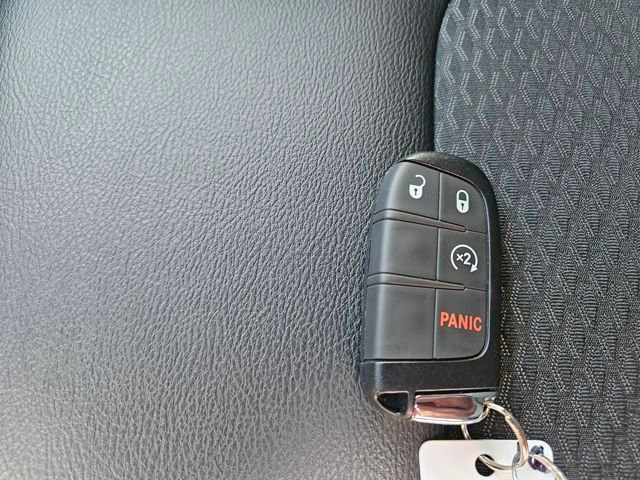 New 2026 Jeep Compass Latitude image 29