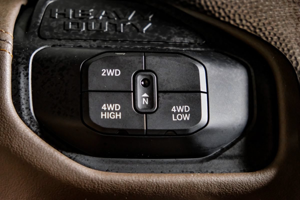 Used 2025 RAM 3500 Longhorn AWD/4WD image 24