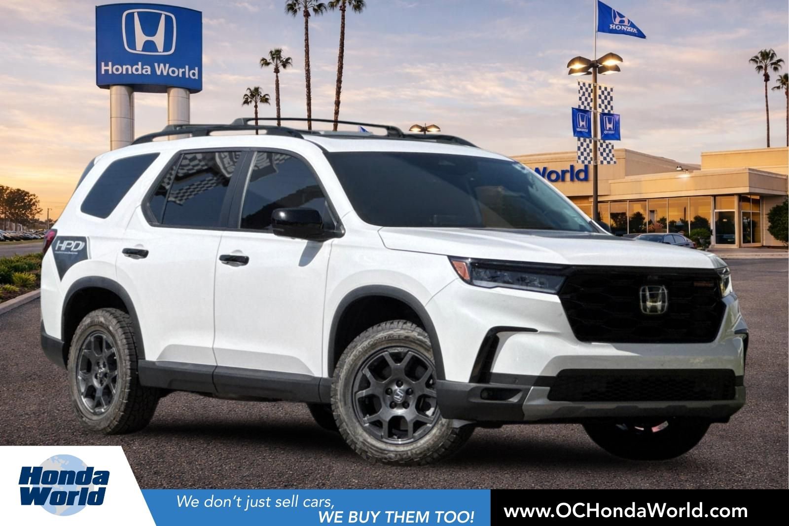 Used 2024 Honda Pilot TrailSport image 1