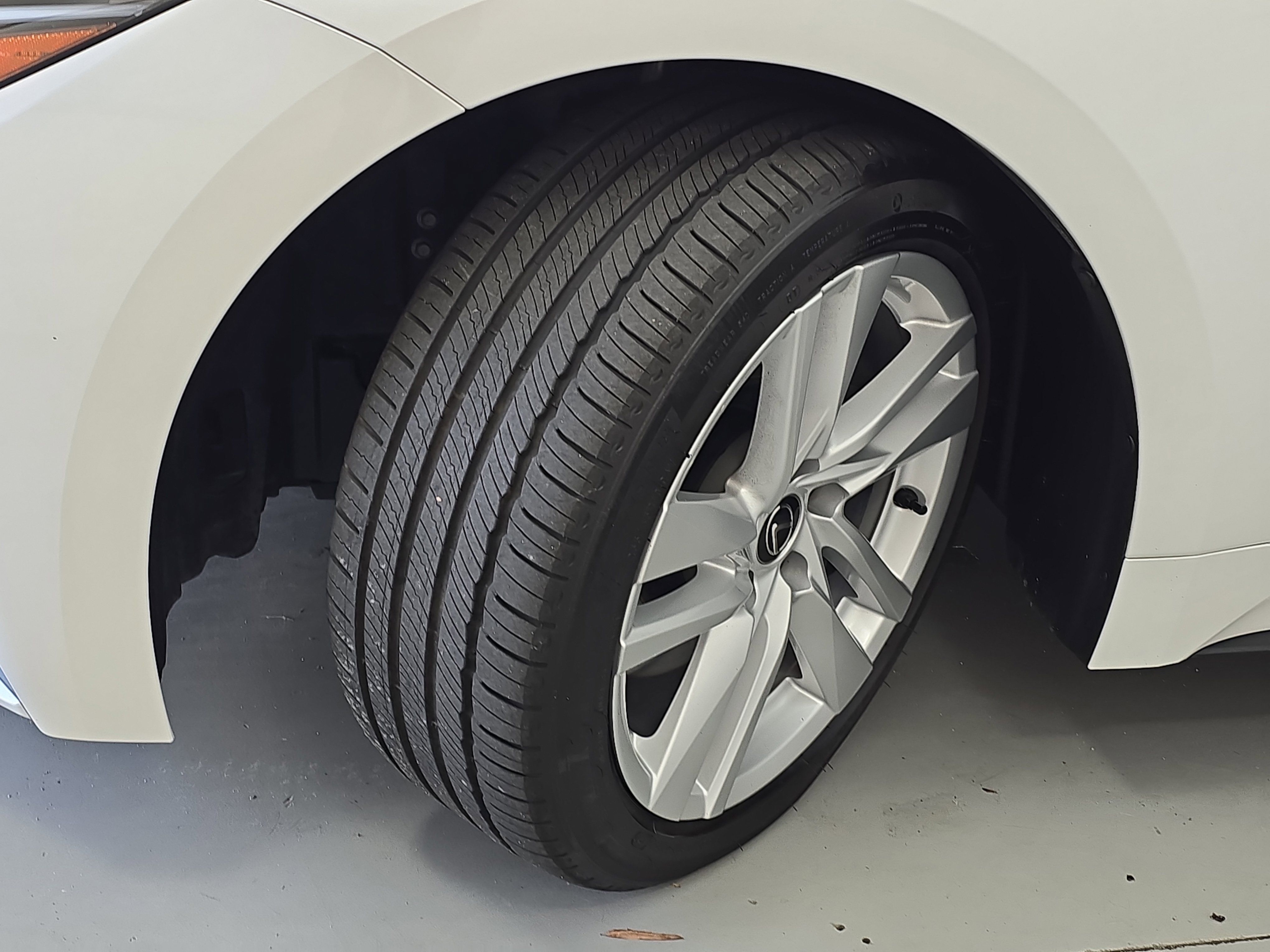 Used 2024 Lexus IS 300 w/ Comfort Package image 31