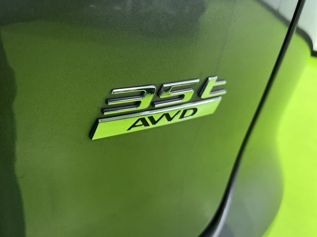 Used 2017 Jaguar F-PACE Premium AWD/4WD image 14