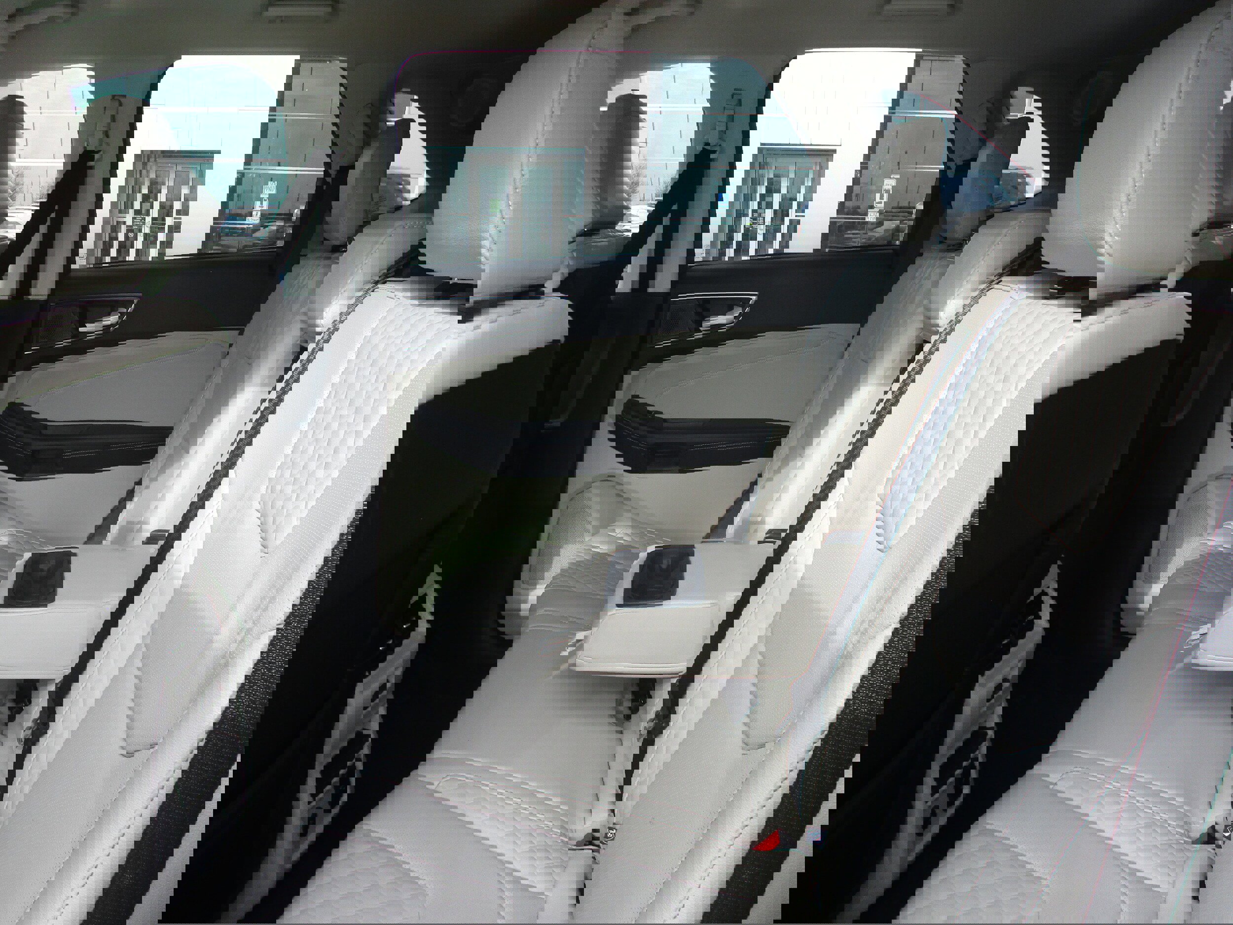 Used 2024 Ford Edge Titanium w/ Equipment Group 301A image 16