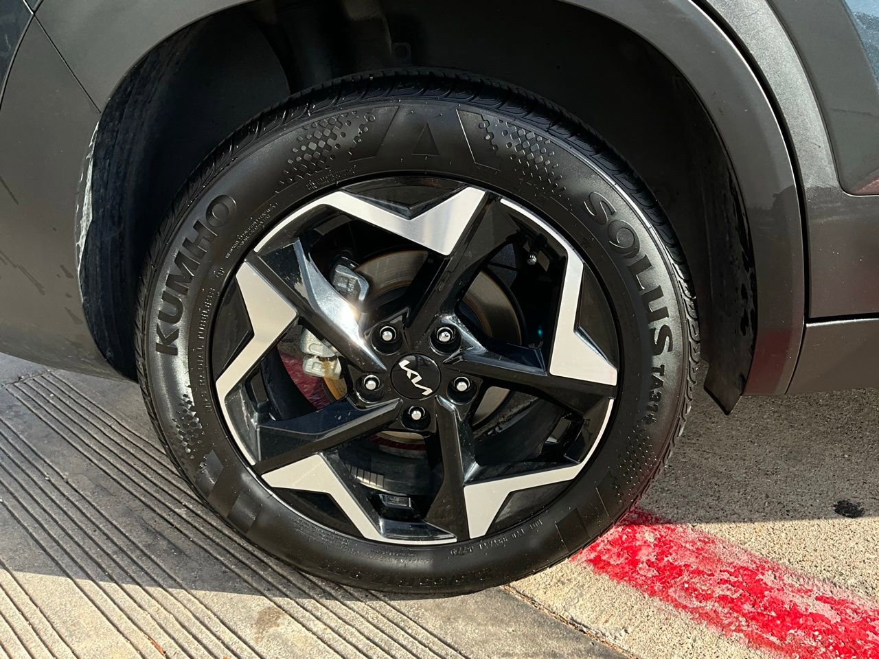 Used 2025 Kia Seltos S image 9