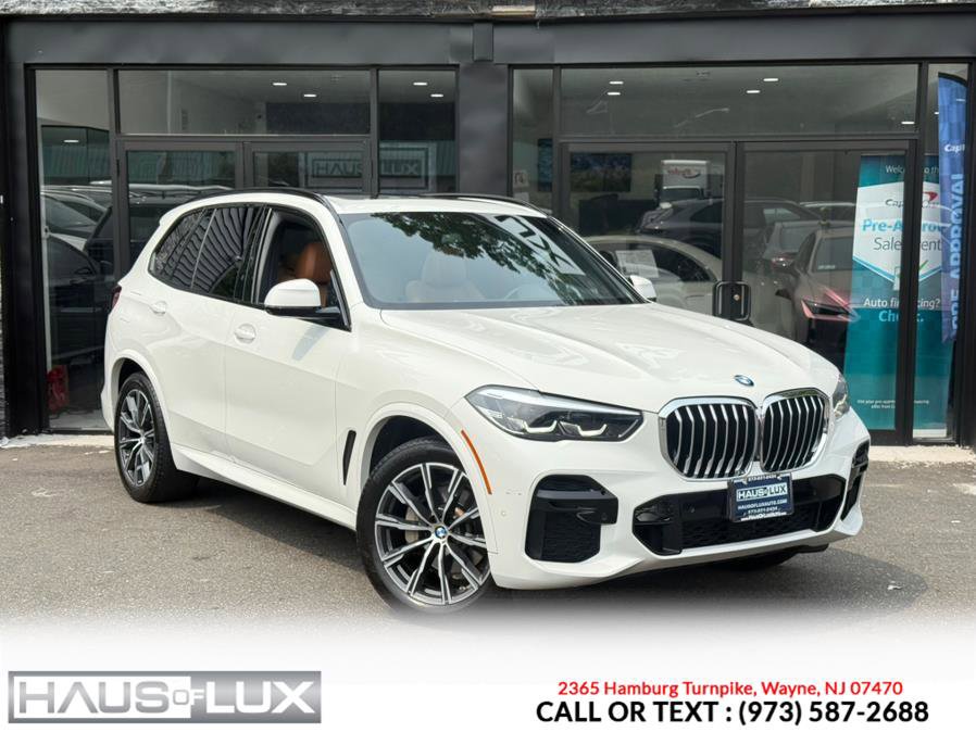 Used 2022 BMW X5 xDrive40i w/ M Sport Package image 2
