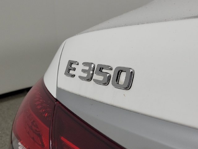 Used 2023 Mercedes-Benz E 350 4MATIC Sedan image 6